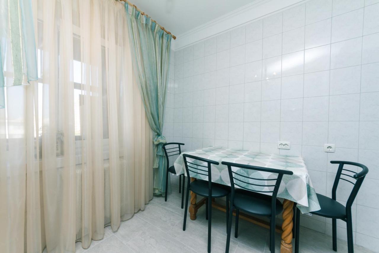 Уютная Квартира На Лукьяновке Kiew Exterior foto